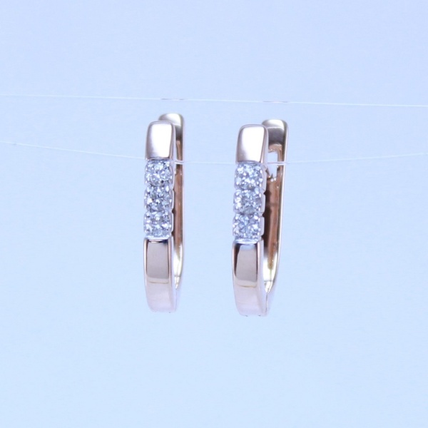 Серьги из красного золота с бриллиантами